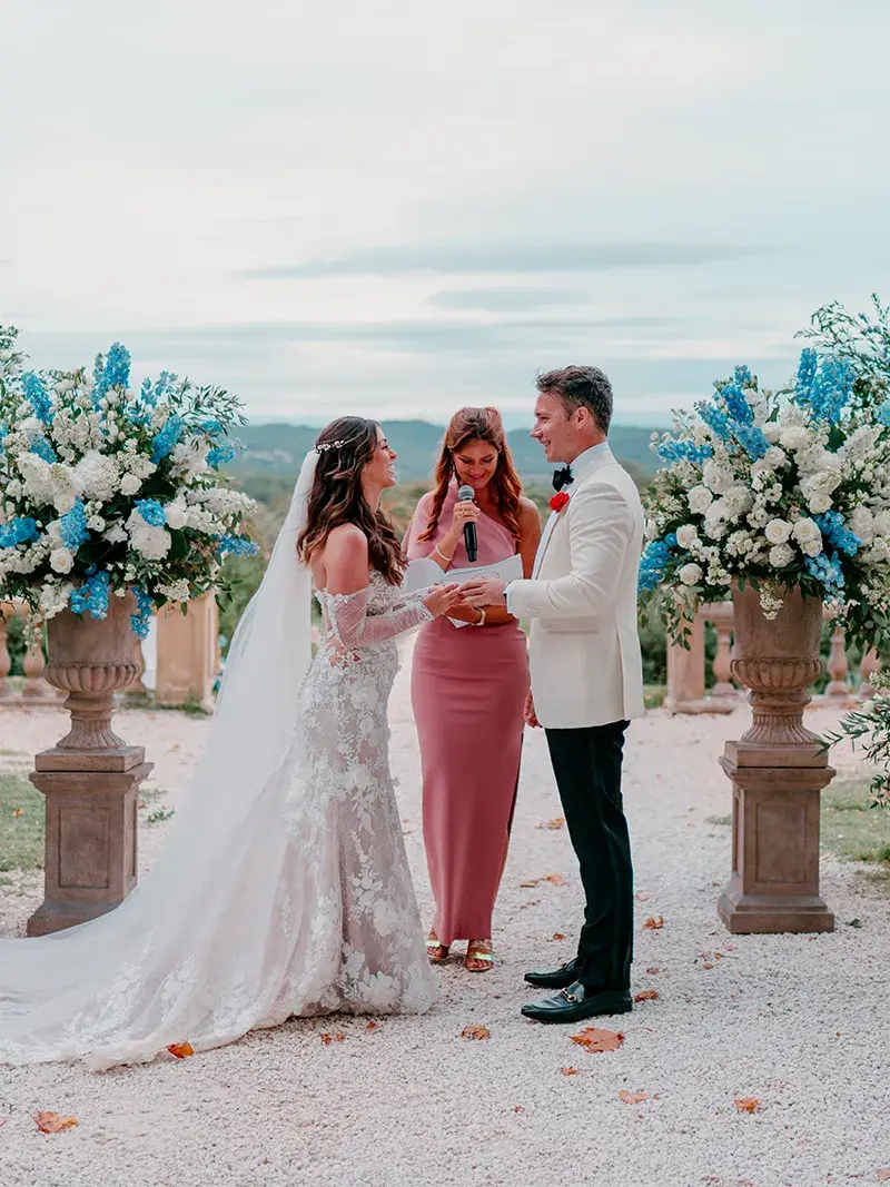 Officiant de cérémonie, photo 1